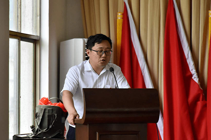 365教育宣传视频,点亮学习之旅的明灯 365教育宣传视频,点亮学习之旅的明灯